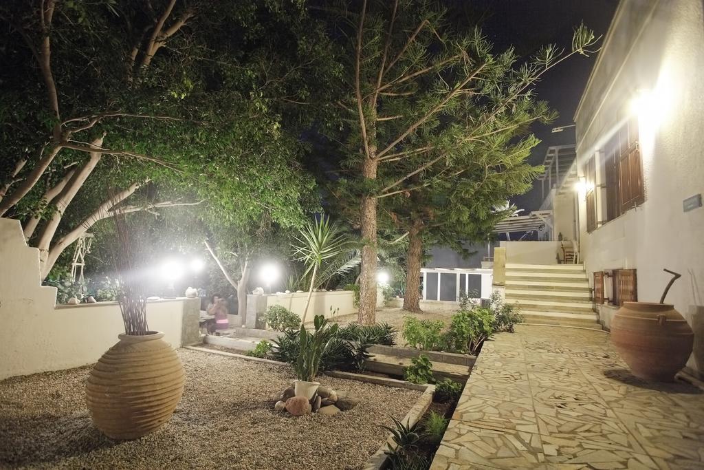 Villa Venus Adamantas  Luaran gambar